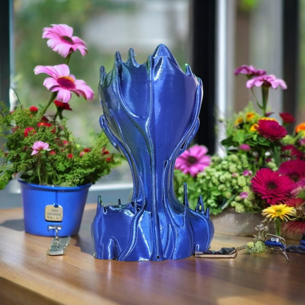 Melting Face Shape Vase,Table Centerpiece,Flower Pot Home Decor,Office,Living Plastic Vase (6.2 inch, Green, Blue)