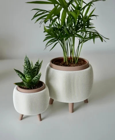 LiftBloom Planter with Legs, (Set Of 2)