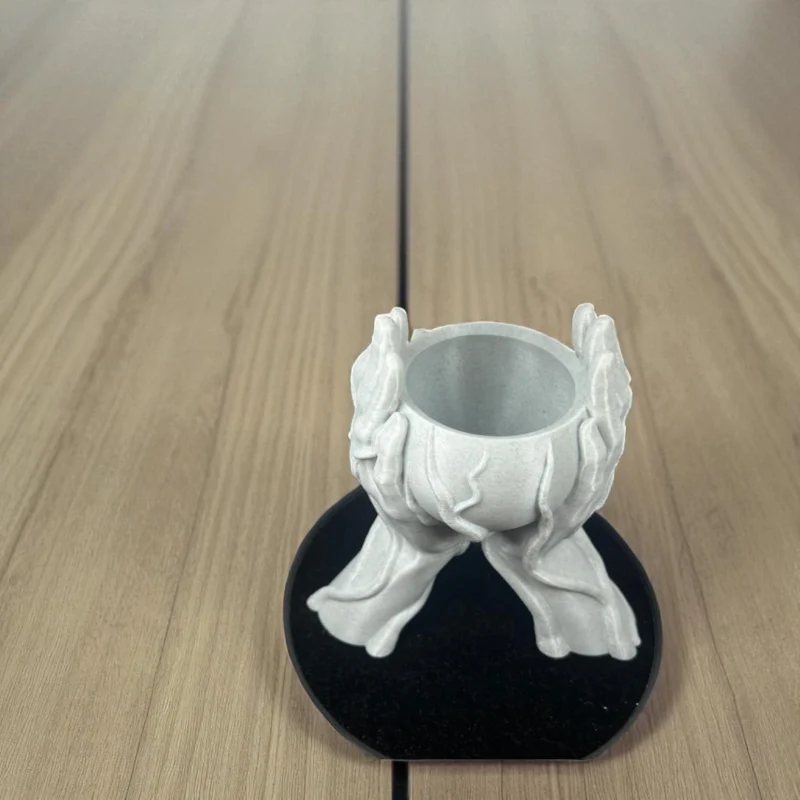 Heart & Hands – Guardian of Love Vase - Image 2